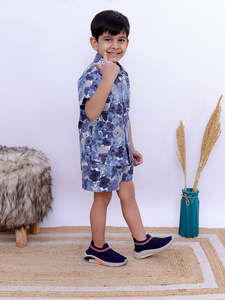 Traje de estilo playero de dos piezas de verano para niños, nuevos pantalones cortos y camisa de manga corta, ropa 100% de algodón para niños, venta al por mayor para niños - Product Image 3