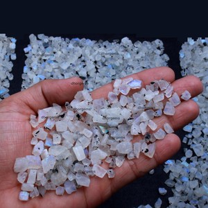 Pendientes de piedra de luna de alta calidad, piedra natural de meteoritos, espécimen de piedra natural, Gema natural - Product Image 1