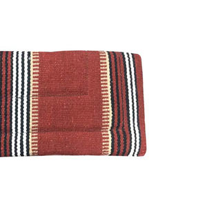 Tapis de selle en laine haute densité de qualité supérieure pour les chevaux Couches respirantes et confort supérieur pour la performance de l'équitation Doublure en tissu - Product Image 4