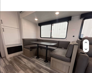 Remorque P-r-i-s-t-i--n-e clean K-H d'occasion 2026 Jayco Jay Flight SLX 3-8-0-D-Q-S - Product Image 2