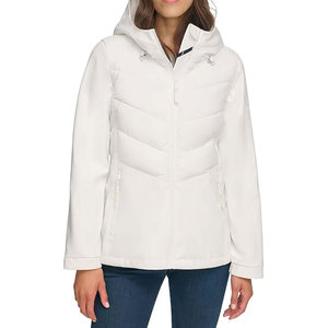 Chaqueta deportiva acolchada para mujer, ligera, de invierno, OEM personalizada - Product Image 5