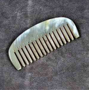 Peigne à cheveux en corne de bœuf naturelle de haute qualité, fait à la main, écologique, style animal, corne de buffle, prêt à être expédié - Product Image 3