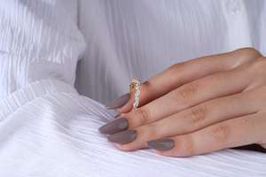 Bague Éternité Élégante en Diamant pour Femme |   Bague en or taille marquise, bijoux de luxe empilables pour mariage et anniversaire - Product Image 5