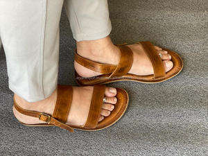 Real Crunch Leather Sandals Stylish Women Flat Flip Flop <b>Slipper</b> Women Leather Flat Unique Sandals - Product Image 4