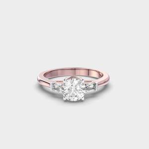 Anillo de Compromiso de Oro Sólido de 14K con Tres Piedras, Diamante Cultivado en Laboratorio de 2.0 Quilates, Claridad VVS, Anillo de Boda Romántico, Joyería Fina para Mujer - Product Image 5