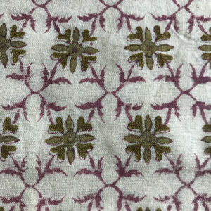 Tela de Algodón Estampada a Mano con Motivos Florales Verde Oliva y Enrejado Geométrico Color Vino - Product Image 1