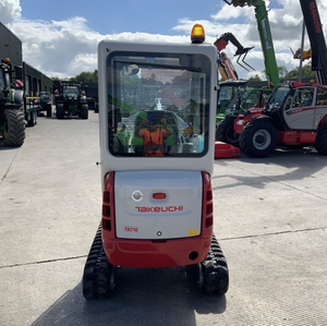 Mini-excavatrice sur chenilles Takeuchi TB216, cabine blanche et rouge, modèle diesel TB290 TB230 TB135 TB216 TB235RA, godet de 0,33 m³ - Product Image 5