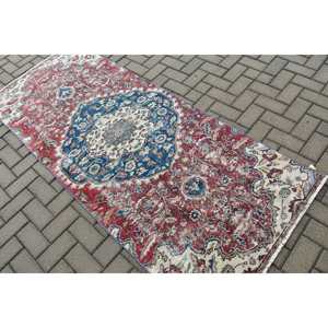 3.1x7.4 ft Vintage Rug, <b>Red</b> Animal Print Turkish Rug <b>Wool</b> - Product Image 4