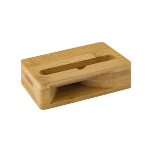 Organizer da Scrivania Personalizzato in Bambù a Forma di Carota, Gadget Unico per Amplificare il Tuo Spazio di Lavoro - Product Image 5