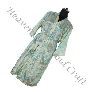 KL002 Beautiful Vintage Sari Kimono Long Robe Vintage Summer Floral Print Bohemian Oversized Full Length Sleeve Holiday Vintage - Product Image 3