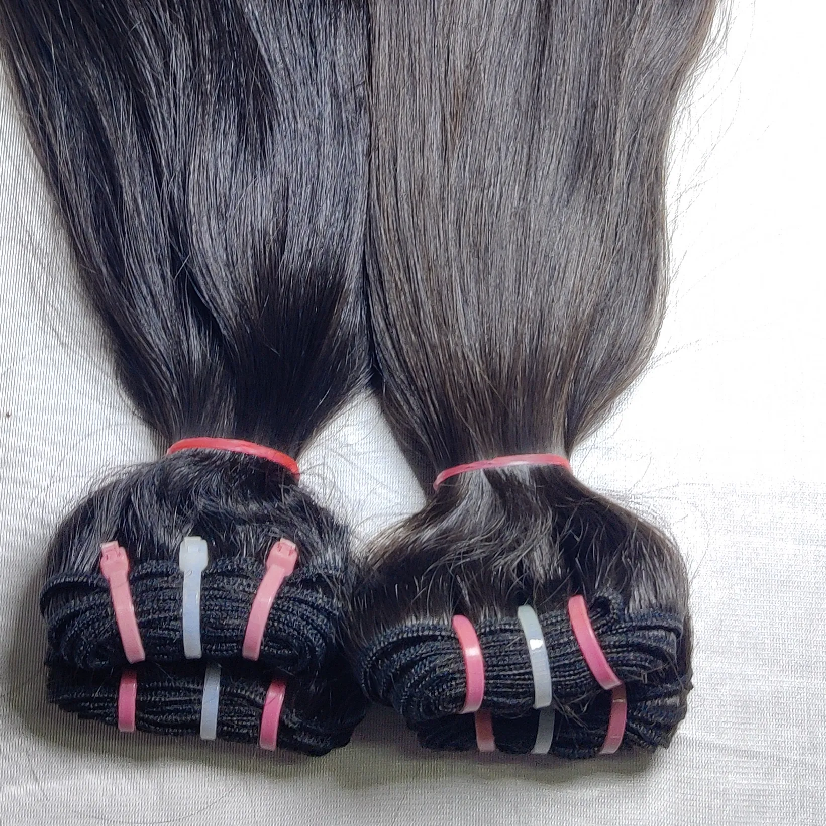 100 per cento indiano Remy hair umani fasci di capelli Remy indiani dritti come la seta all'ingrosso dalle esportazioni di Jerry Hair