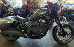 NOUVEAUTÉ : Expédition immédiate sur la <span class=keywords><strong>moto</strong></span> sportive <span class=keywords><strong>Honda</strong></span> Rebel 1100 DCT <span class=keywords><strong>2022</strong></span> - Product Image 2