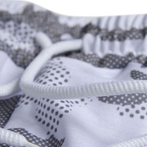 Pantalones cortos de baloncesto personalizados de poliéster de alta calidad 100% para hombres, pantalones cortos de gimnasio de entrenamiento sublimados, cómodos bolsillos laterales para el verano - Product Image 6