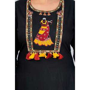 Ensemble Kurta noir brodé avec dupatta ombré jaune et bordeaux, manches trois quarts, tissu en mousseline - Product Image 2
