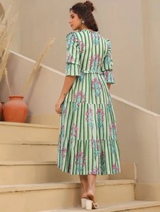 Vestido largo indio hecho a mano de algodón con estampado floral para mujer, elegante vestido de fiesta, regalo de novia personalizado para ella en venta - Product Image 3