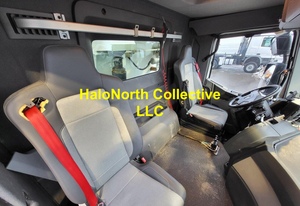 Camions d'occasion Renault C430 Tipper 8X4 Euro 6 à transmission automatique, moteur diesel, conduite à gauche, avec grue, benne basculante, tracteur et citerne (modèles 2014) - Product Image 3