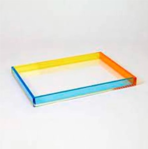 Plateau de service en acrylique transparent fait à la main, élégant et durable, parfait pour la table à manger à la maison, à un prix attractif - Product Image 2