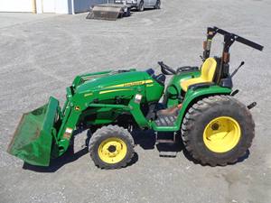 2020 pour tracteur John Deere 3038E 4WD 38HP Diesel bien entretenu à faibles heures expédition rapide utilisé pour la pompe à engrenages à moteur John Deere - Product Image 3