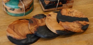 Nuevo modelo de posavasos de madera y resina, posavasos de decoración epoxi de lujo moderno, la mejor calidad, mesa de tamaño personalizado, decoración decorativa para el hogar - Product Image 3