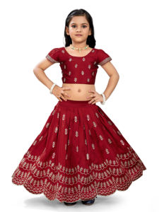 Conjunto de Lehenga Choli Tradicional Bordado con Flores de Shoryam Fashion para Niñas, Color Granate, Mangas Abullonadas, Largo hasta el Suelo, para Fiestas - Product Image 2