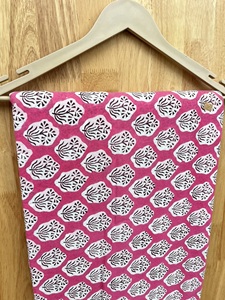 <span class=keywords><strong>2025</strong></span> Hot Sale Großhandel Multi-Design Hand block gedruckt Running <span class=keywords><strong>Cotton</strong></span> Fabric Indian Cloth Textile Hersteller besten Preis - Product Image 3