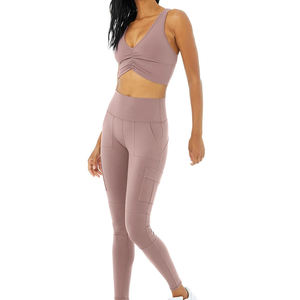 Ensemble de yoga de qualité supérieure en gros avec logo personnalisé, vêtements de fitness en spandex et nylon, extensible, pour la salle de sport, ensemble de yoga solide pour l'entraînement - Product Image 2