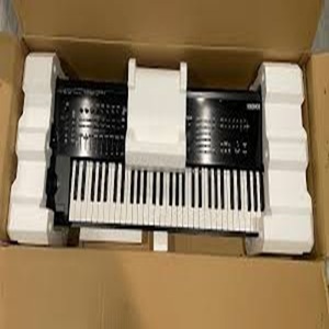 คีย์บอร์ดสำหรับจัดส่ง Kronos 2 61คีย์ KO-RG สังเคราะห์ใหม่ปิดผนึก - Product Image 1