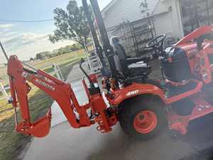 Mini Tractores Kubota 4x4 de 20hp, 50hp, 25hp y 120hp, Maquinaria Agrícola Kubota Usada, Tractor Agrícola Económico - Product Image 5