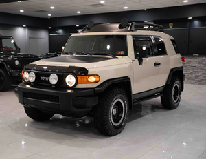 VOITURE D'OCCASION À CONDUITE À GAUCHE |   Conduite à droite |   Toyota FJ Cruiser 2010, 44 000 km, édition spéciale TrailSS - Product Image 1