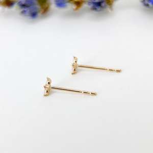 Pendientes de Botón de Flor de Trébol con Diamantes Cultivados en Laboratorio, Plata 925 Chapada en Oro Amarillo y Rodio, para Mujer, Regalo de Compromiso para Novia - Product Image 4