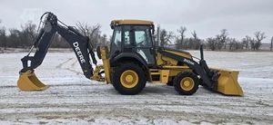 รถแบคโฮล้อเดอร์มือสอง John Deere 310 SJ น้ำหนักบรรทุก 9 ตัน เครื่องยนต์ Kubota JCB รุ่นปี 2020 ชิ้นส่วน MOOG มอเตอร์ แบริ่ง ผ่านการทดสอบและตรวจสอบแล้ว - Product Image 3