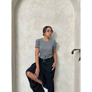 Blusa a Cuadros con Cintura Fruncida Negra Topshow para Mujer - Elegante Blusa a Cuadros de Mezcla de Algodón y Poliéster con Cintura Elástica - Product Image 2