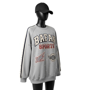 Sweat-shirt oversize pour femmes en coton molletonné avec panneaux latéraux rayés, logo personnalisé, broderie patchwork, sweat-shirts respirants pour femmes - Product Image 5