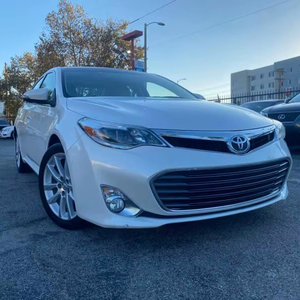 Avalon Limited 2024, conduite à gauche, intérieur foncé, pneus R15, sièges en cuir, à vendre - Product Image 1