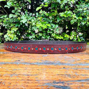 Latón antiguo para hebilla Herramientas manuales finas Cesta roscada lateral Diseño de talla floral Longitud personalizada Cinturón de cuero genuino - Product Image 4