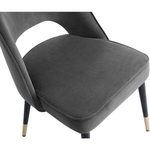 Chaise de salle à manger moderne de luxe en velours avec pieds en métal noir et accents dorés, fauteuil pour hôtel et restaurant - Product Image 6