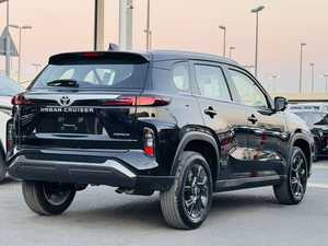 2025 Toyo Ta Urban Cruiser GLX 1.5L motore a benzina nuovissimi sedili in pelle scuri I-Force Max auto usate automatiche Premium - Product Image 5