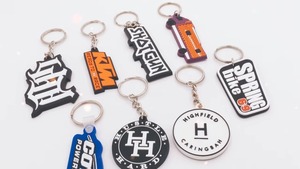 Logo 2D personnalisé porte-clés durable en PVC et caoutchouc souple en silicone avec conception 3D en relief pour cadeaux promotionnels - Product Image 6