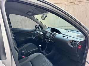 Toyota Etios d'occasion 2020, abordable et en bon état - Product Image 3