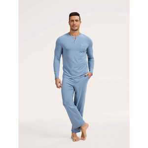 Ensemble de pyjama pour homme personnalisé de qualité supérieure, col en V, tissu en soie et coton respirant, logo personnalisé, vêtements de maison pour la saison printanière - Product Image 6