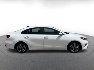 KIA FORTE LXS FWD 2023 USADO, Volante a la Izquierda/Derecha - Product Image 5