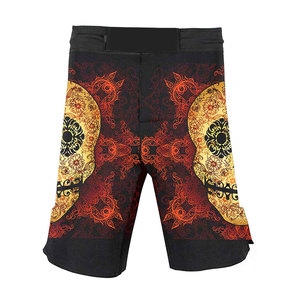 Nuevos shorts de MMA de diseño moderno para hombre, cómodos, de color sólido y de secado rápido, sublimados. - Product Image 1