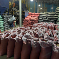 Grains de café Arabica/Robusta mélangés torréfiés vert motif entier brut petit paquet au détail pour Contact + 84 976727907 Ms