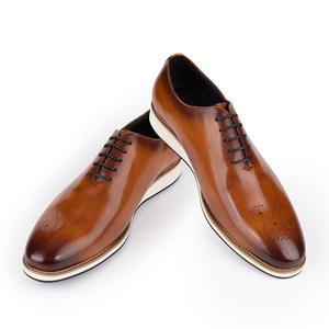 Chaussures décontractées pour hommes de nouvelle conception, en cuir véritable, adaptées à la randonnée, avec une grande fonctionnalité. - Product Image 2