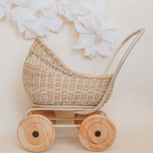 Wagon rond en rotin de style bohème rose doux pour enfants chariot de jouets multifonction écologique avec une capacité de charge de 5kg OEM ODM - Product Image 4