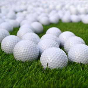 Bolas de golf de torneo de impacto suave con logotipo y diseño personalizados Bolas de práctica de capa de color con impacto suave - Product Image 1