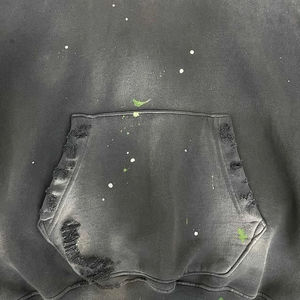 Sudadera con capucha estilo jersey para hombre con textura suave y acogedora y forma holgada, perfecta para colecciones de ropa casual moderna. - Product Image 6