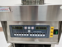 Friteuse électrique commerciale verticale à un seul réservoir et double panier Campbon ZH-18A-1 28L 18KW à commande numérique, modèle autoportant