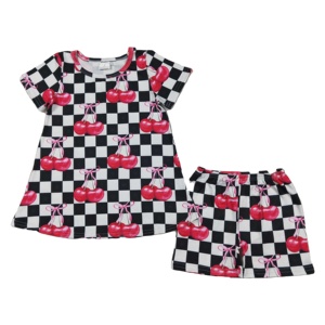 GSSO3075 RTS Ensemble décontracté à manches courtes pour petite fille, motif à carreaux noir et imprimé cerises, vente en gros pour enfants - Product Image 2