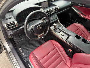 Voiture d'occasion de qualité abordable, Le-x-us IS 2-50 2015, conduite à gauche - Product Image 2